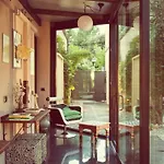 A Casa Bed and Breakfast