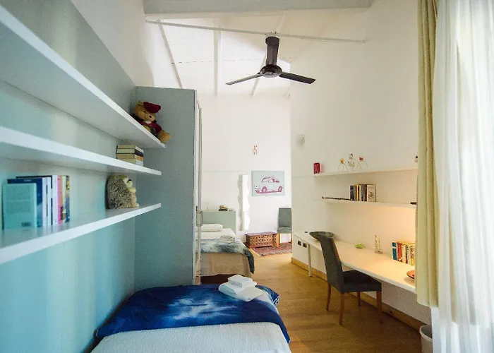 Couette-café A Casa 3*